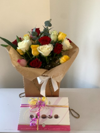 Mix of 20 stems of coloured roses with chocolates